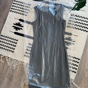 Hugo Boss midi dress S